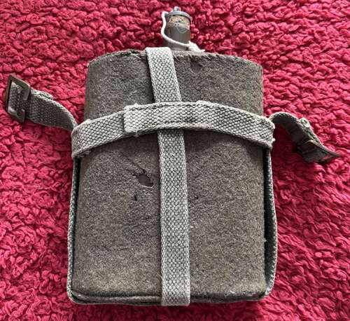 WW2 British 1937 Pattern Water Bottle 42 Dated